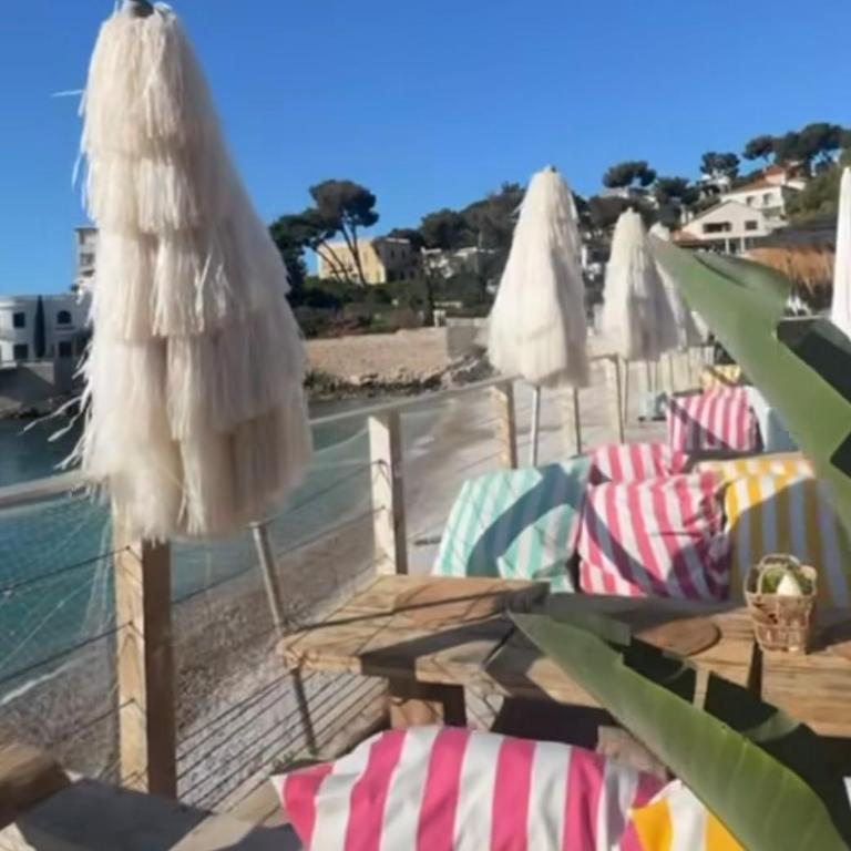 Large private garden, quiet 2-bedroom apartment, air conditioning, wifi, parking - Appartement - 72