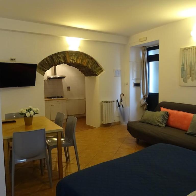 Vibes 5terre - One-Bedroom House - 19