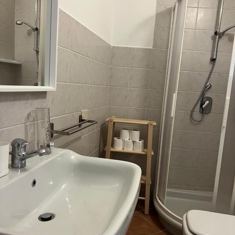 Vibes 5terre - One-Bedroom House - 21