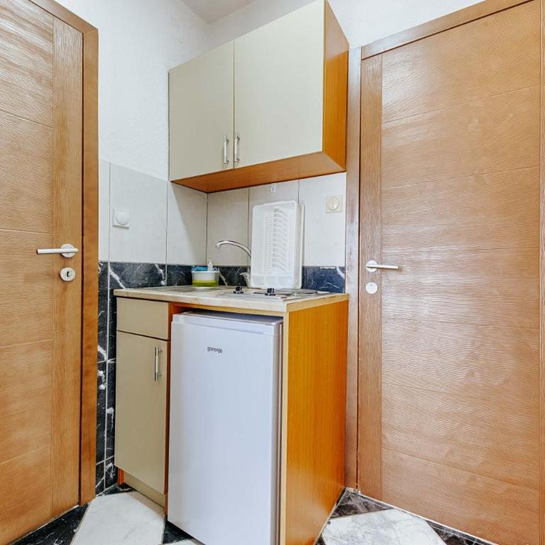 Studio Apartments S - Studio with Sea View - 3