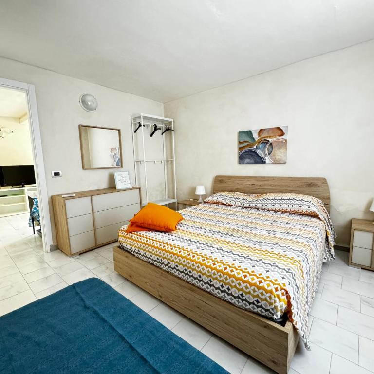 Villa a due passi dal Mare in pieno Relax - Three-Bedroom House - 14