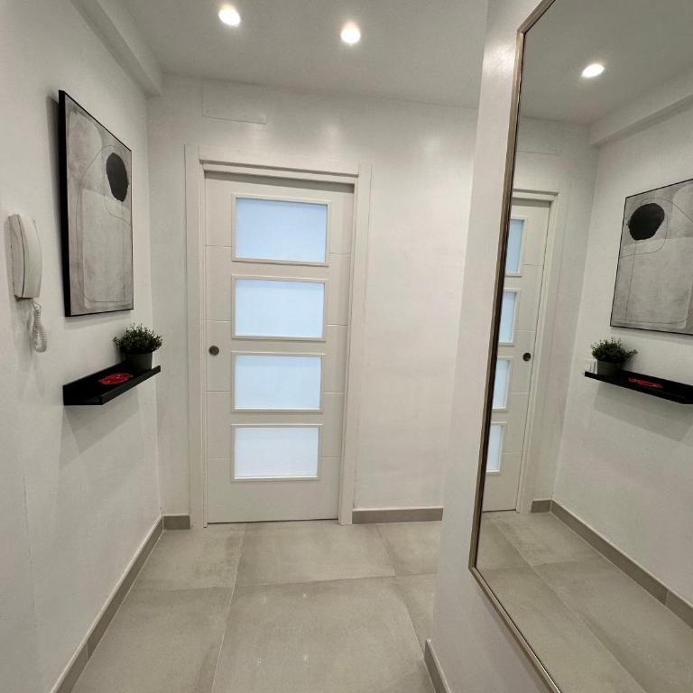 Pedro Antonio Style -1912- - Three-Bedroom Apartment - 16