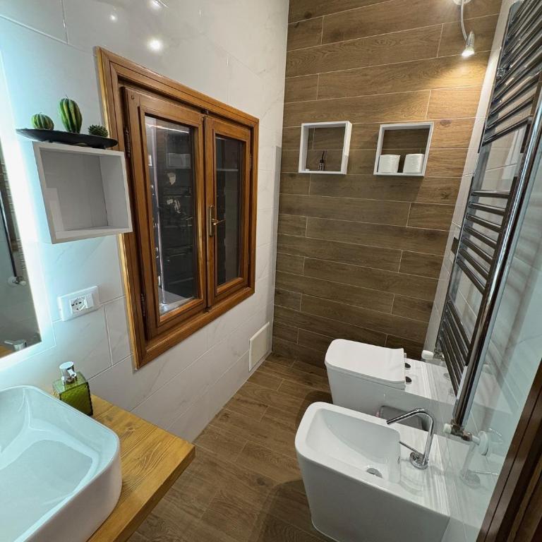 Loggia Rialto Apartments - Apartment with Terrace - 31