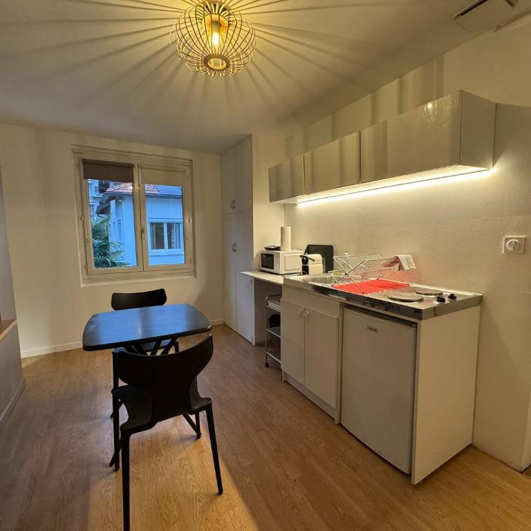 2 Twenty Fort Studio with pool Lyon - Apartamento de 1 dormitorio - 6