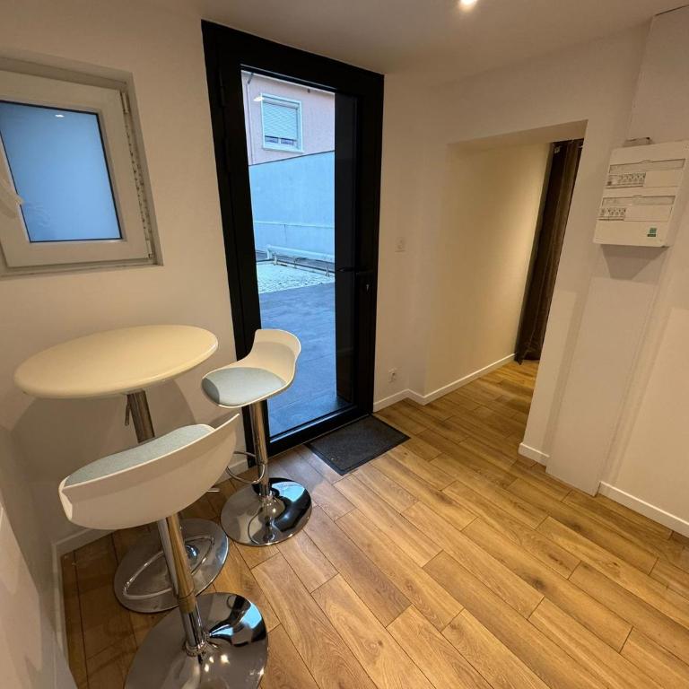 2 Twenty Fort Studio with pool Lyon - Apartamento de 1 dormitorio - 12