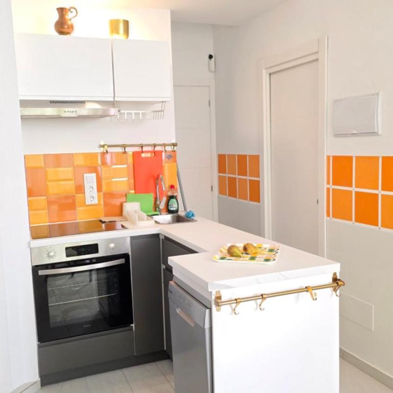 Picasso Huelin Malaga 250m from beach - Apartamento de 2 dormitorios - 31