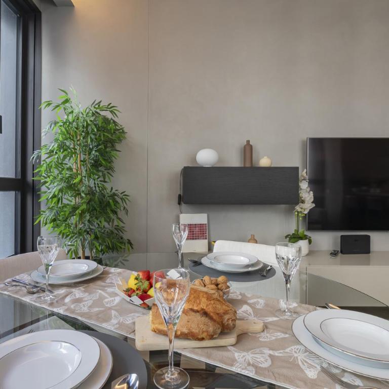 San Babila Duomo View with Shared Rooftop Terrace - Appartamento Superior con 2 Camere da Letto - 19