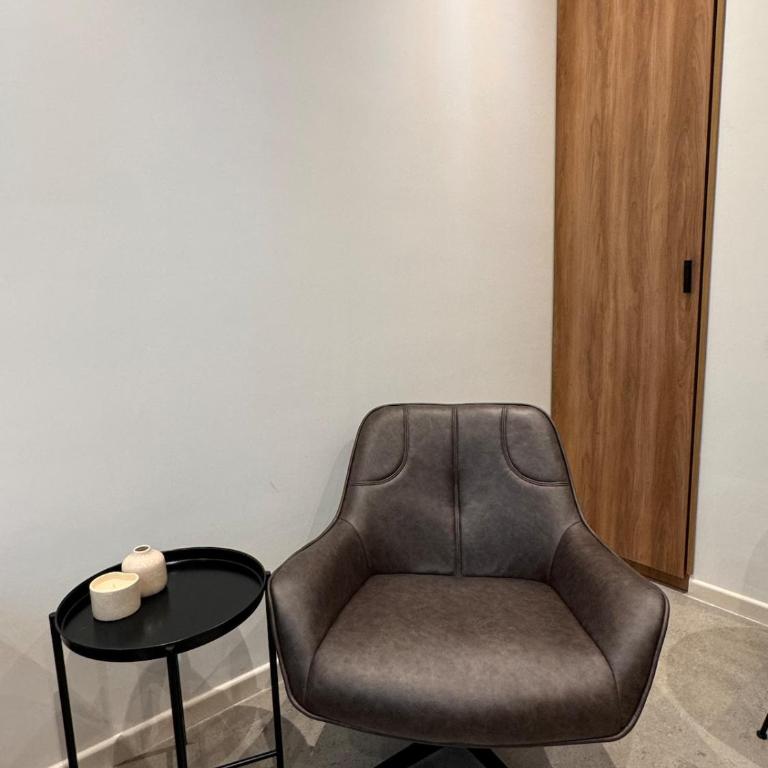 Studio with patio meters from the subway! - Apartamento de 2 dormitorios - 28