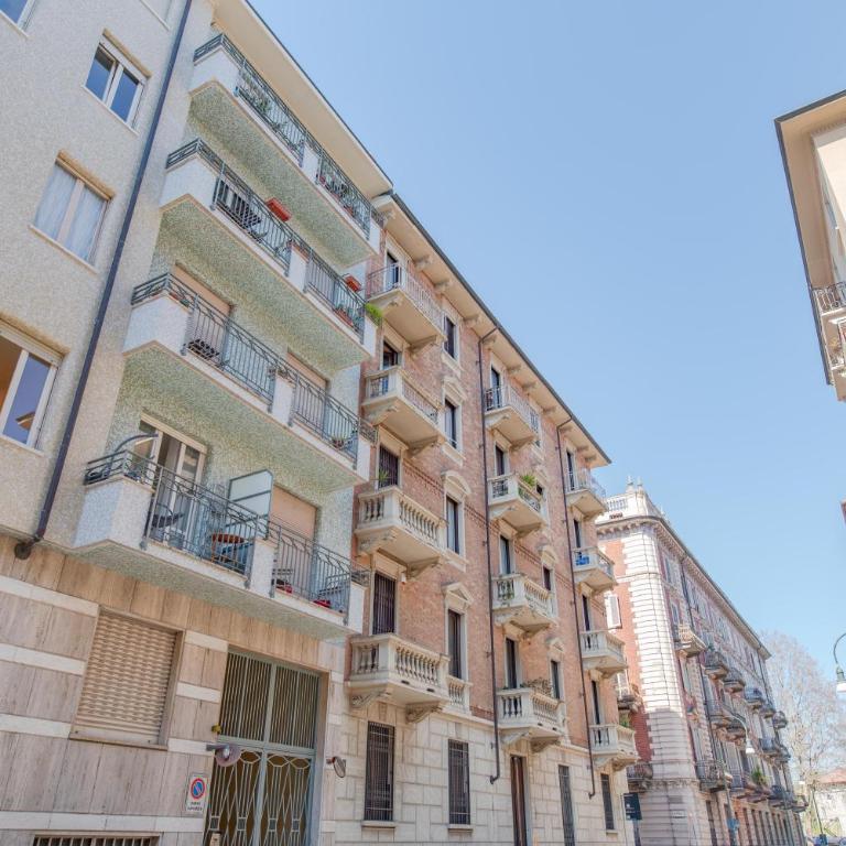 Bright and Central Flat - Metro & Station Nearby - Appartamento con 2 Camere da Letto - 48