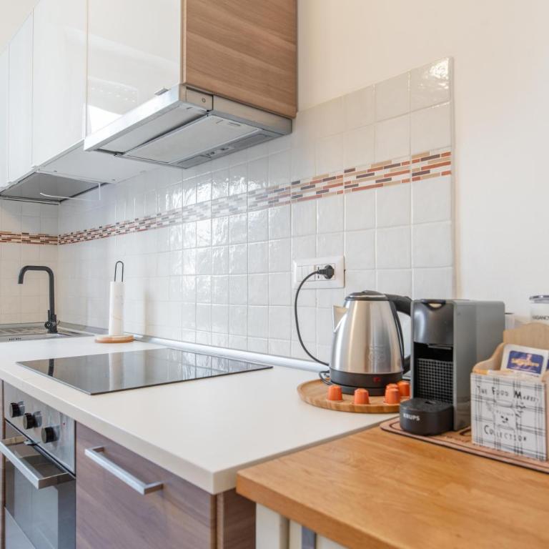 Bright and Central Flat - Metro & Station Nearby - Appartamento con 2 Camere da Letto - 4