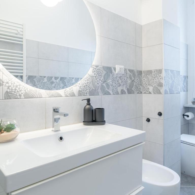 Bright and Central Flat - Metro & Station Nearby - Appartamento con 2 Camere da Letto - 24
