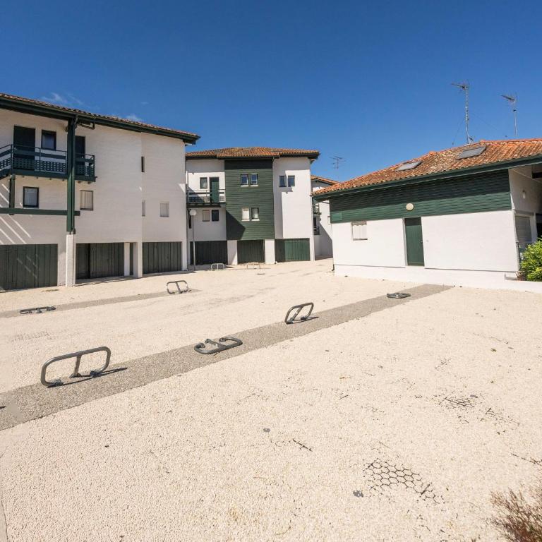 Magnifique appart à 5 min des plages et commerces - Appartement 2 Chambres - 17