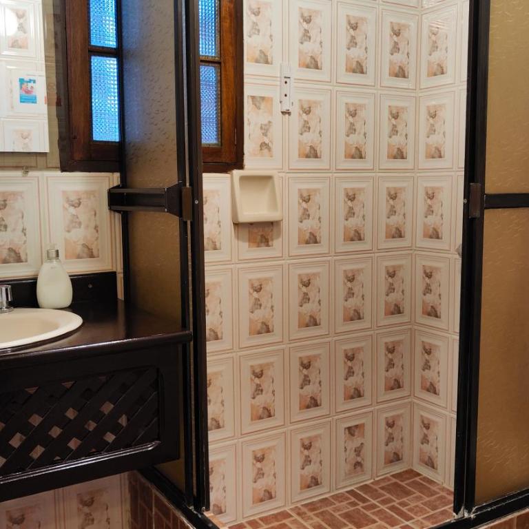 "HOTEL BOUTIQUE LA MAISON DE LA BOLIVIE" Casa de Huéspedes - Habitación Doble Deluxe - 9