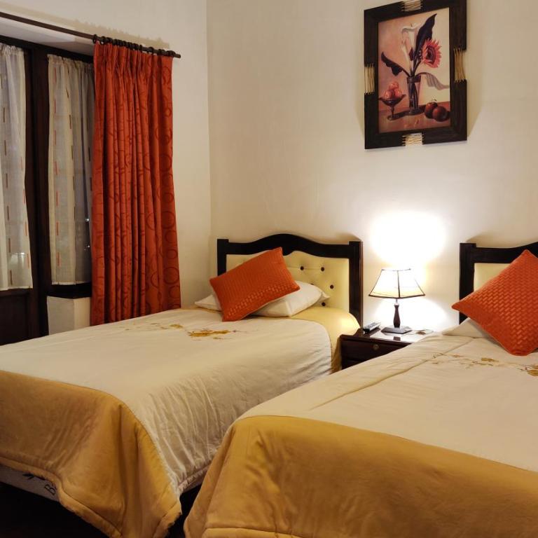 "HOTEL BOUTIQUE LA MAISON DE LA BOLIVIE" Casa de Huéspedes - Habitación Doble - 1 o 2 camas - 7