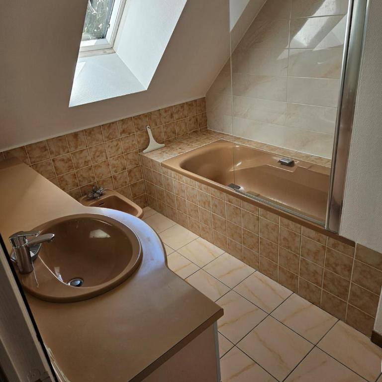 Maison à 1 min du port de Vannes - Villa 3 Chambres - 32