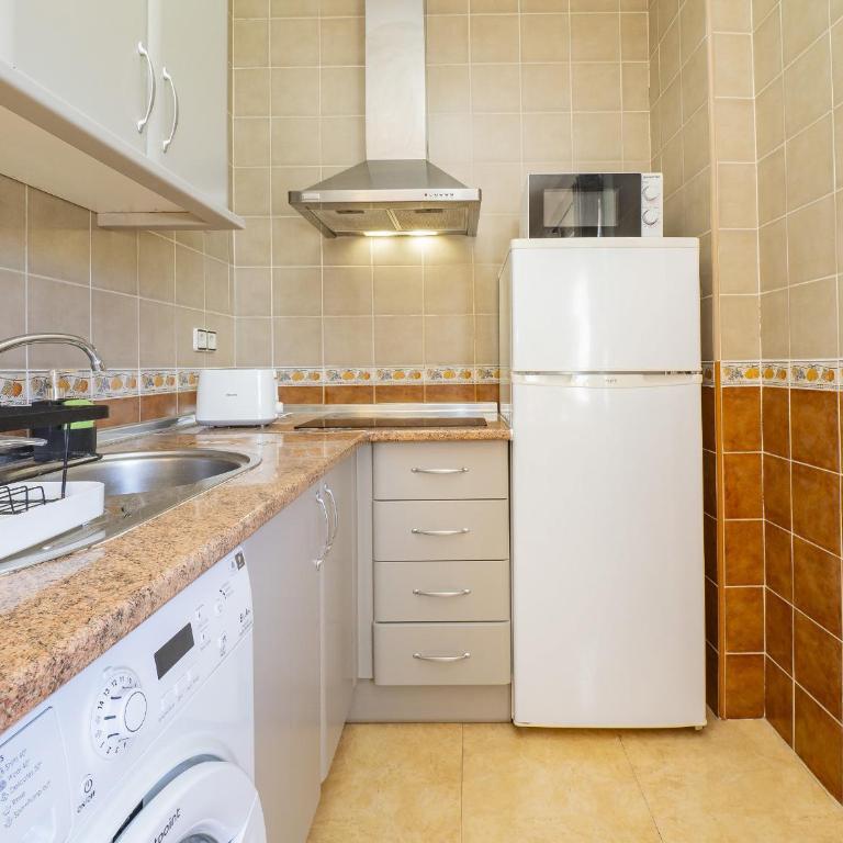 Cubo's Lucys Place 2 Bedrooms Apartment - Apartment - 13