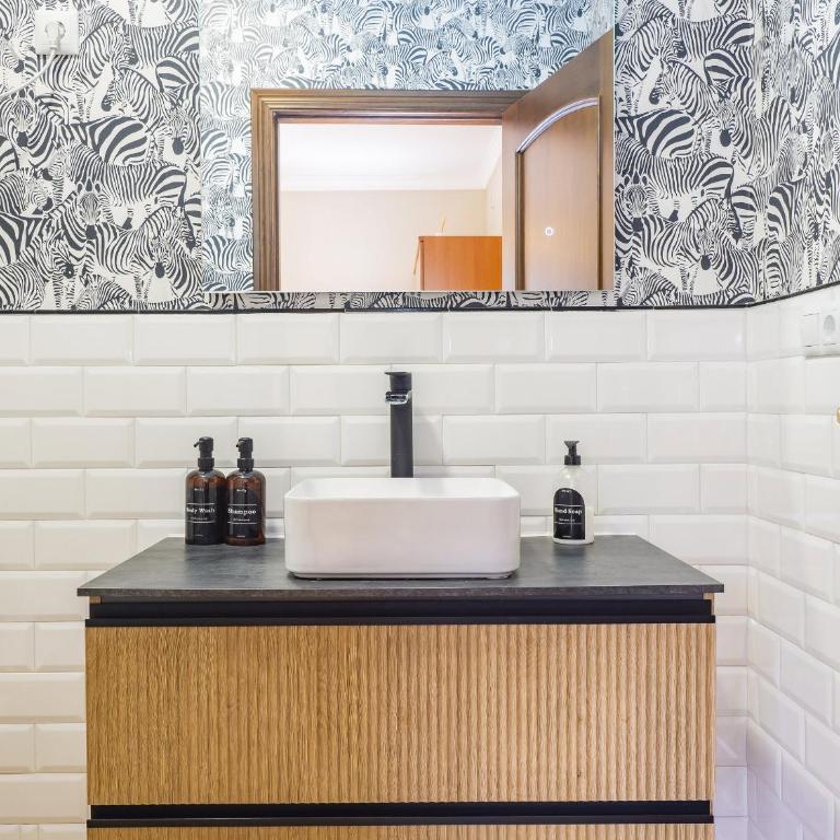 Cubo's Lucys Place 2 Bedrooms Apartment - Apartment - 22
