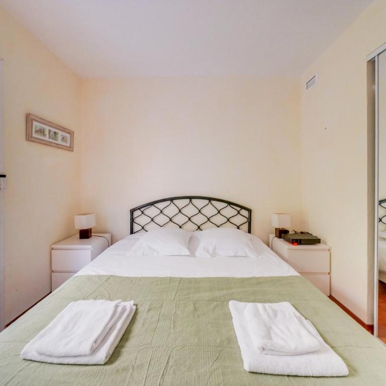 Appartement Jammes : 5 Personnes, Terrasse, Parking, Proche Plage" - Appartamento con 2 Camere da Letto - 8