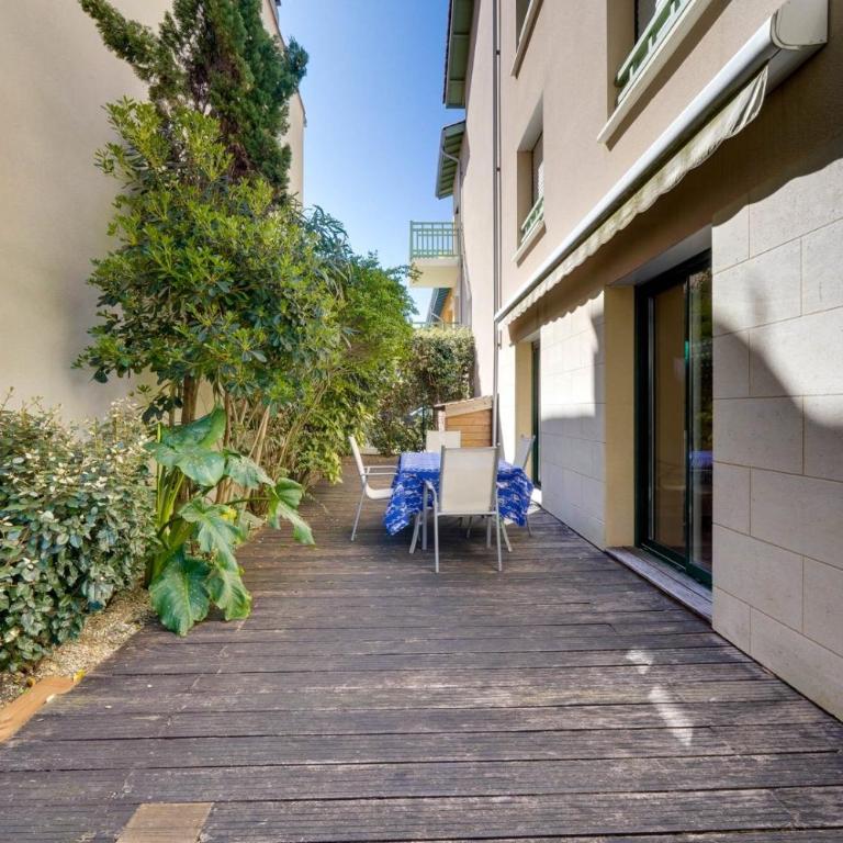 Appartement Jammes : 5 Personnes, Terrasse, Parking, Proche Plage" - Appartamento con 2 Camere da Letto - 5