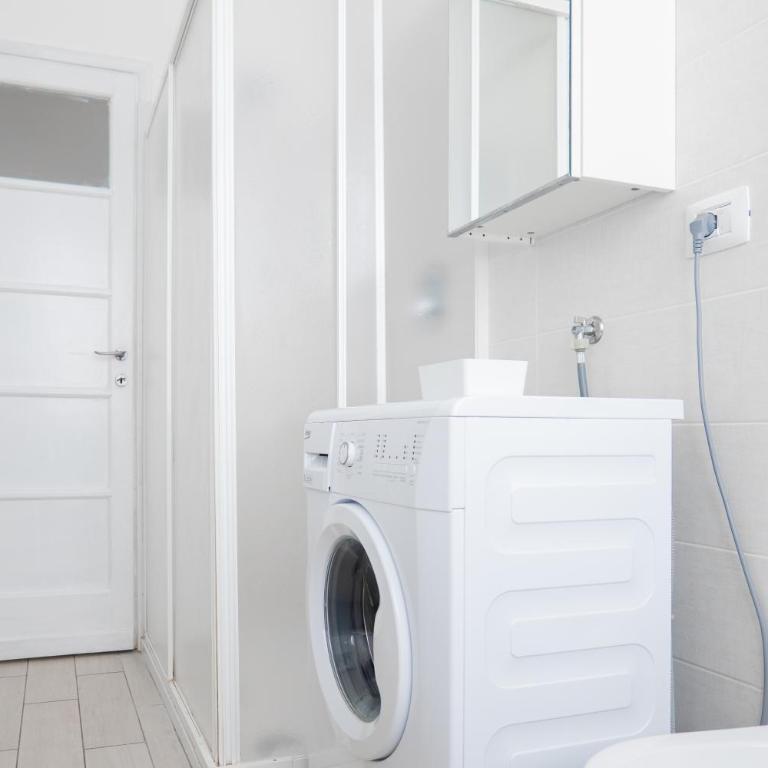 'MUSIC HOME' 15minCentral Station - LinateAirport - Metro - Appartamento con 2 Camere da Letto - 22