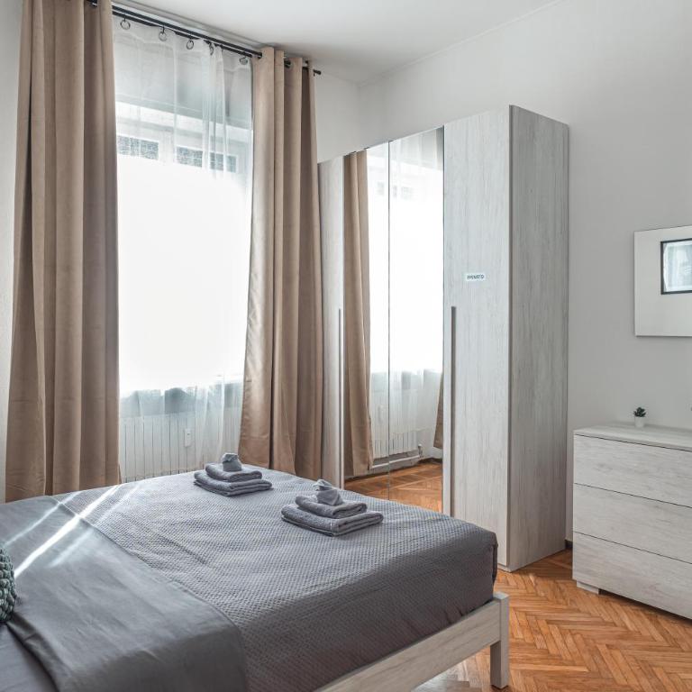 'MUSIC HOME' 15minCentral Station - LinateAirport - Metro - Appartamento con 2 Camere da Letto - 10