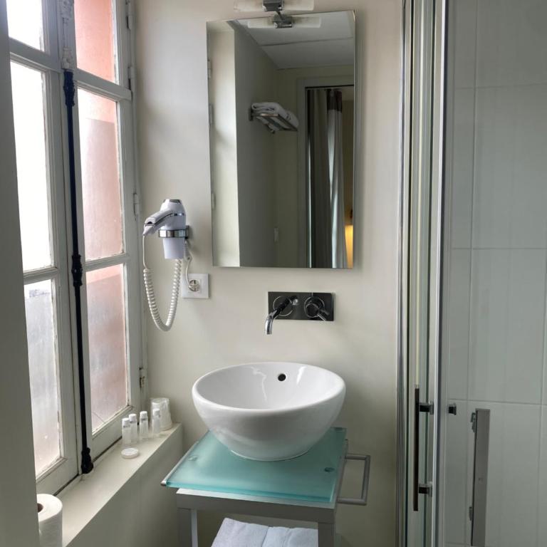 Boutique hôtel Maria-Christina - Chambre Double Supérieure avec Balcon - 11