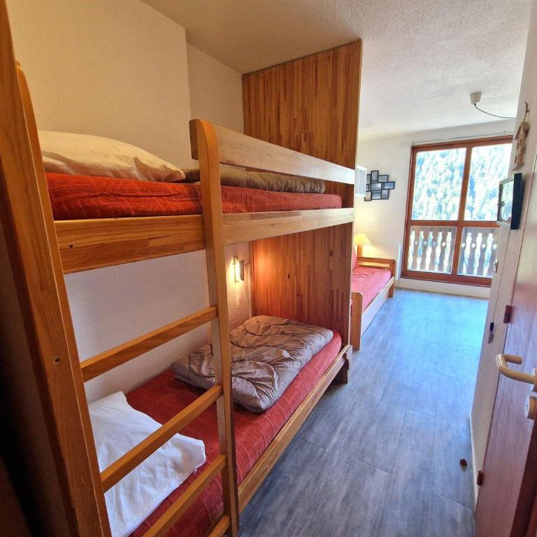 Studio 4 pers. avec balcon, 20m², au cœur de Valfréjus - FR-1-265-245 - Studio - 9