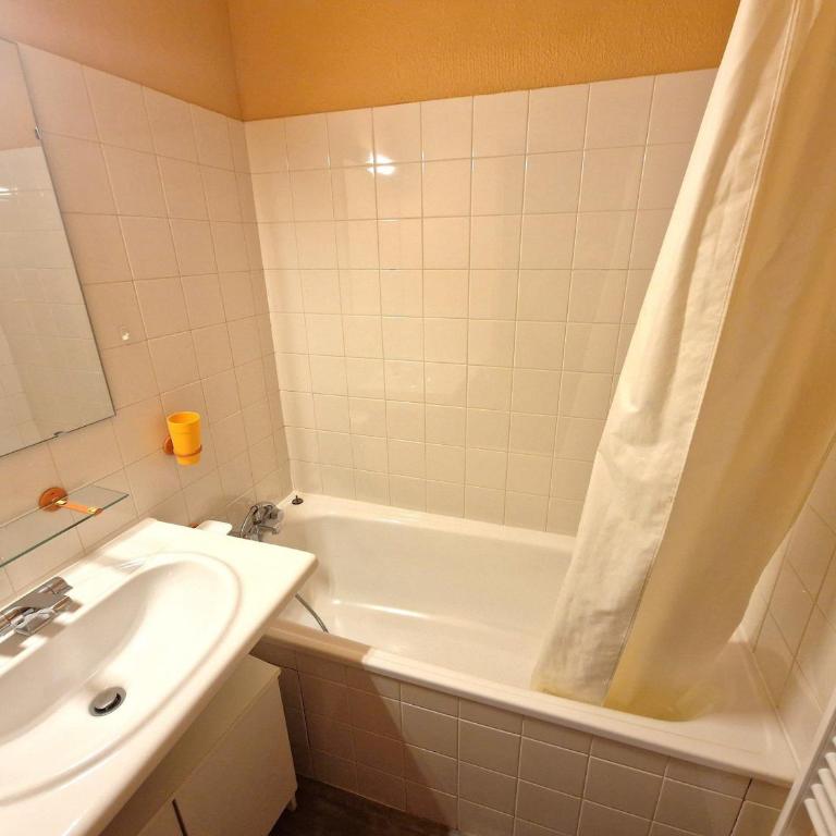 Studio 4 pers. avec balcon, 20m², au cœur de Valfréjus - FR-1-265-245 - Studio - 11