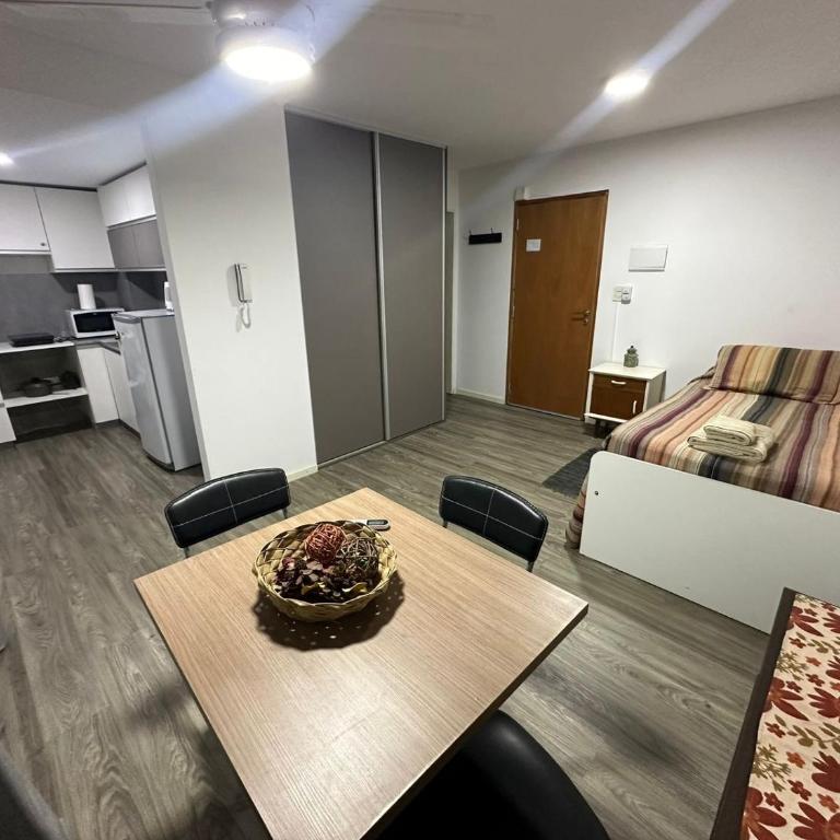 2 Monoambientes en 1 mismo edificio - Apartamento de 1 dormitorio - 6