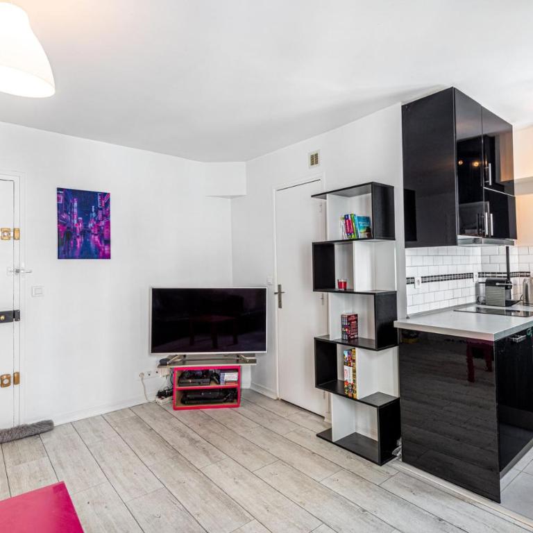 GuestReady - Charming Canal St-Martin Retreat - Appartement - 8