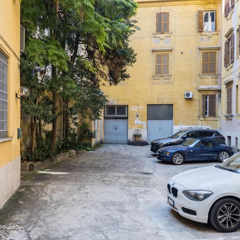 iFlat Mid-Century Modern Vatican Apartment - Two-Bedroom Apartment - 24