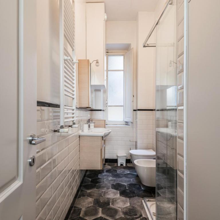 iFlat Mid-Century Modern Vatican Apartment - Two-Bedroom Apartment - 5