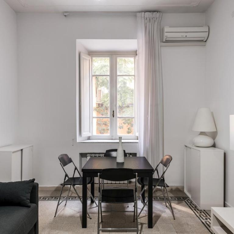 iFlat Mid-Century Modern Vatican Apartment - Two-Bedroom Apartment - 14