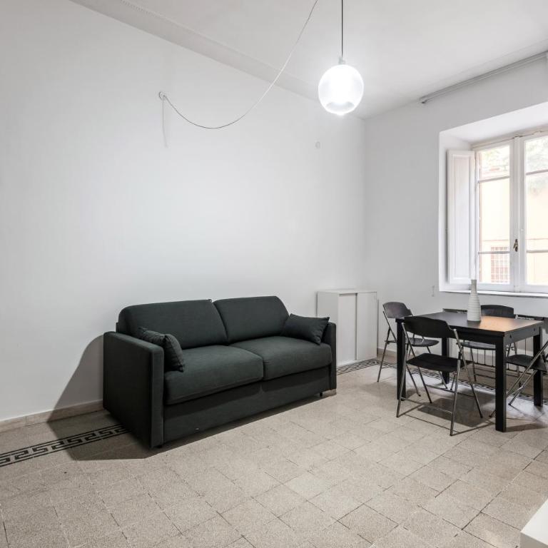 iFlat Mid-Century Modern Vatican Apartment - Two-Bedroom Apartment - 12
