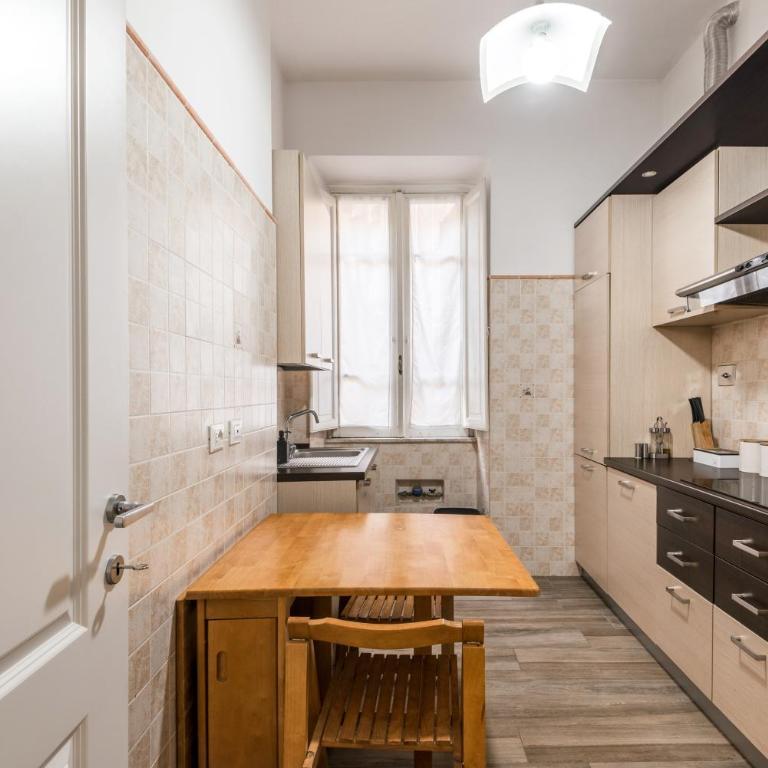 iFlat Mid-Century Modern Vatican Apartment - Two-Bedroom Apartment - 18