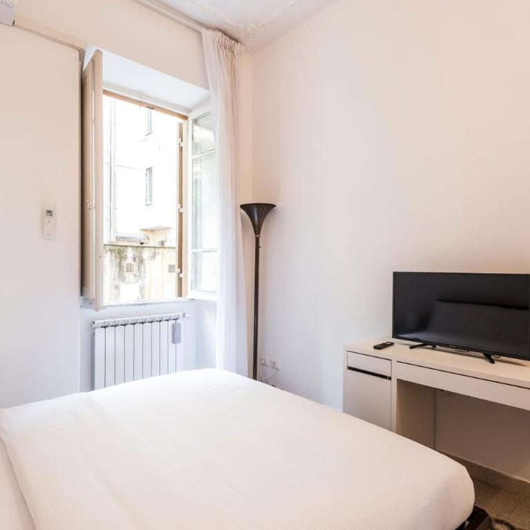iFlat Mid-Century Modern Vatican Apartment - Two-Bedroom Apartment - 8