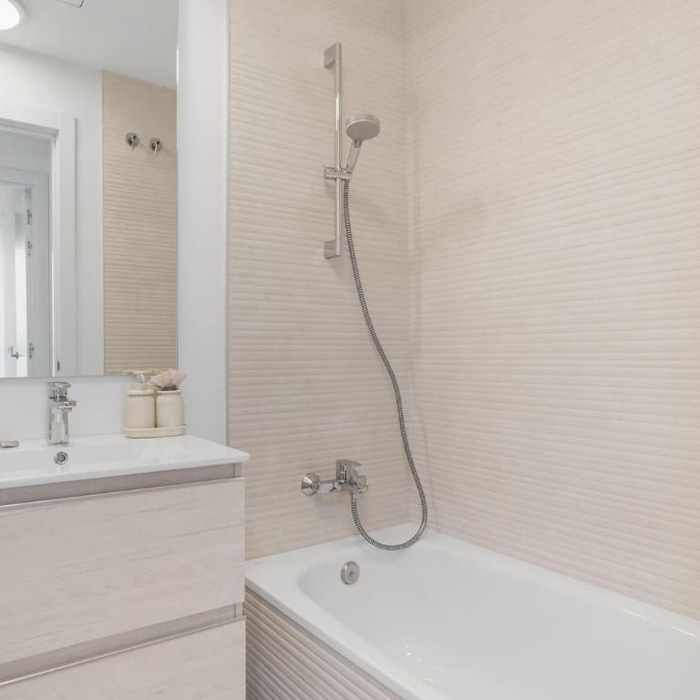 ViVi Homes - Casa di Sunshine - Apartamento de 2 dormitorios con vistas a la montaña - 25