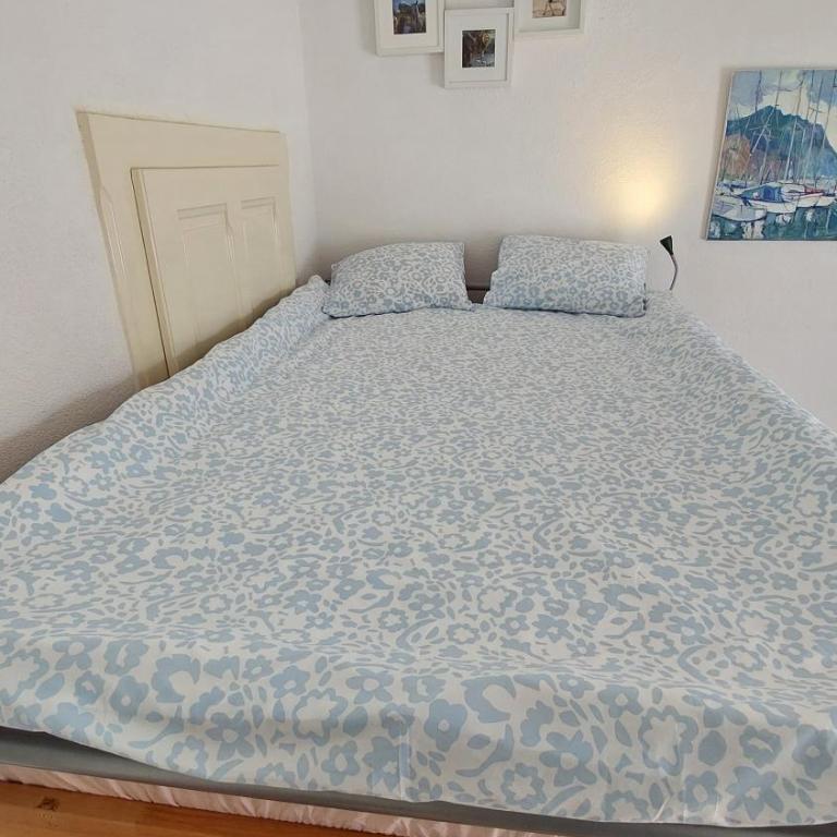 Inspiration room, lake, mountains, balcony in Montreux city center - Doppelzimmer mit Seeblick - 14