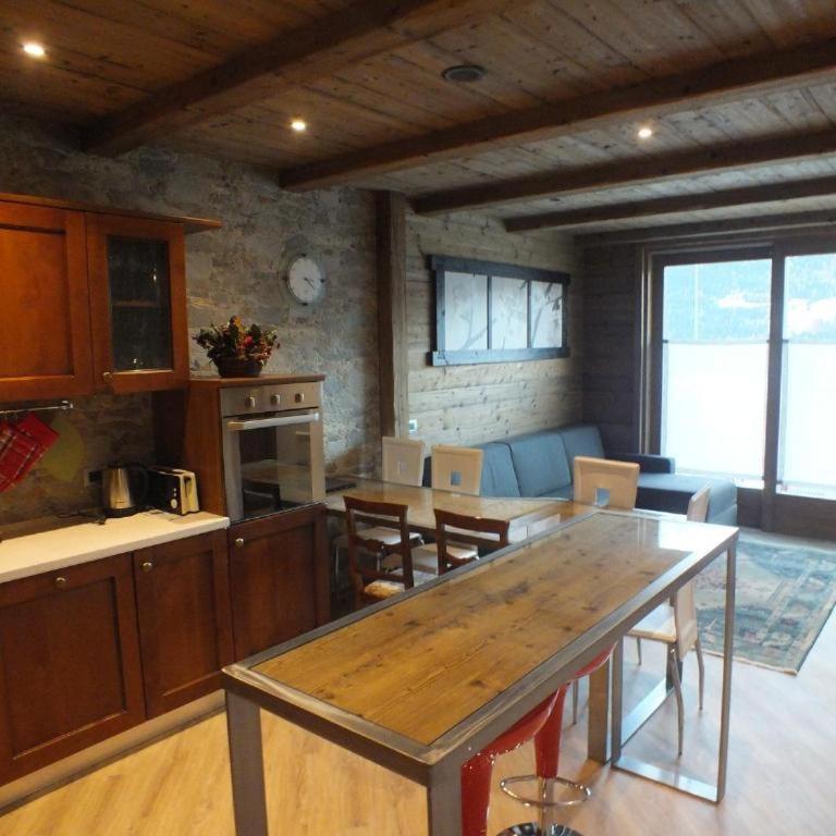 Chalet DCB - Appartamento Deluxe con 2 Camere da Letto - 23
