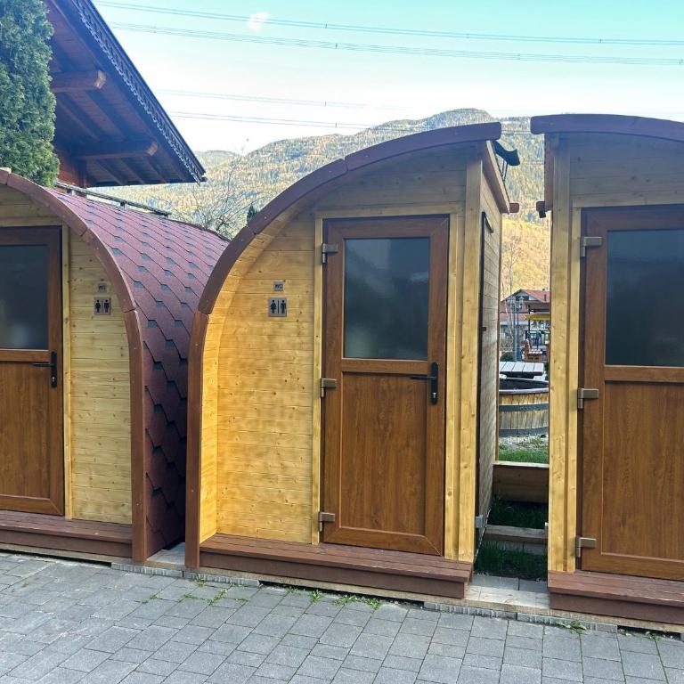 Inn-side ADVENTURE CABINS - Familienzimmer mit Gemeinschaftsbad - 7