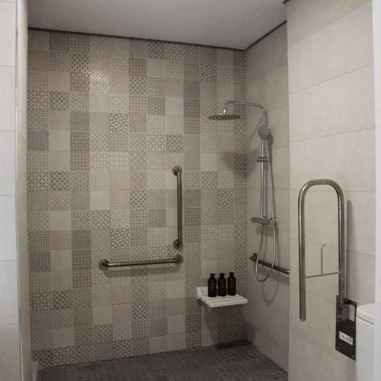 A Malilla&Ruzafa - One-Bedroom Apartment - 3