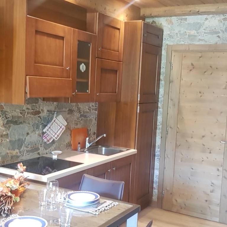 Chalet DCB - Appartamento con Balcone - 15