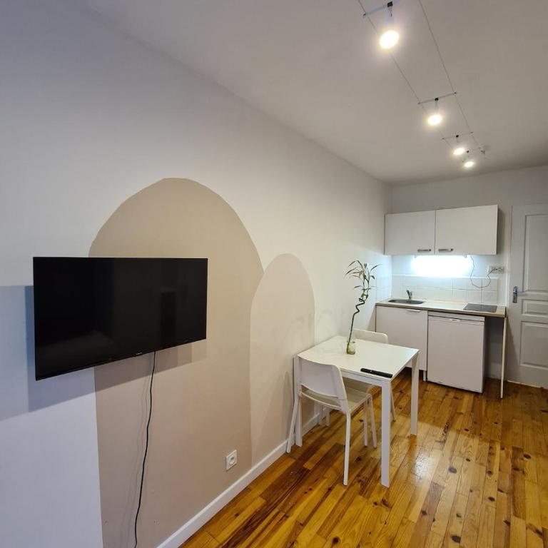 Studio cosy avec clim et jardin - Appartement 1 Chambre - 10