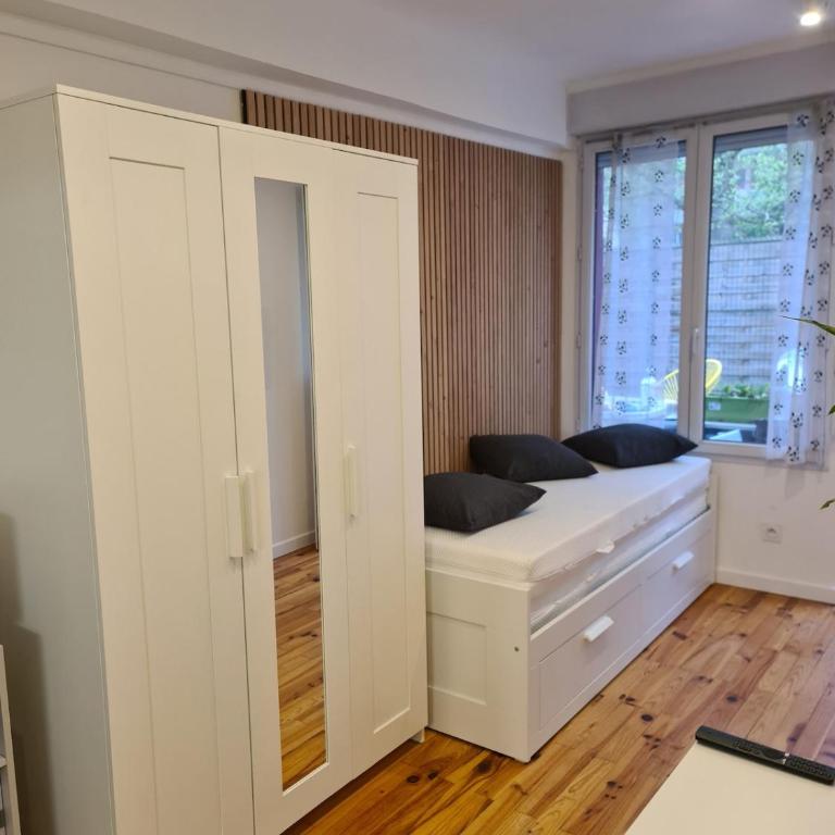Studio cosy avec clim et jardin - Appartement 1 Chambre - 12