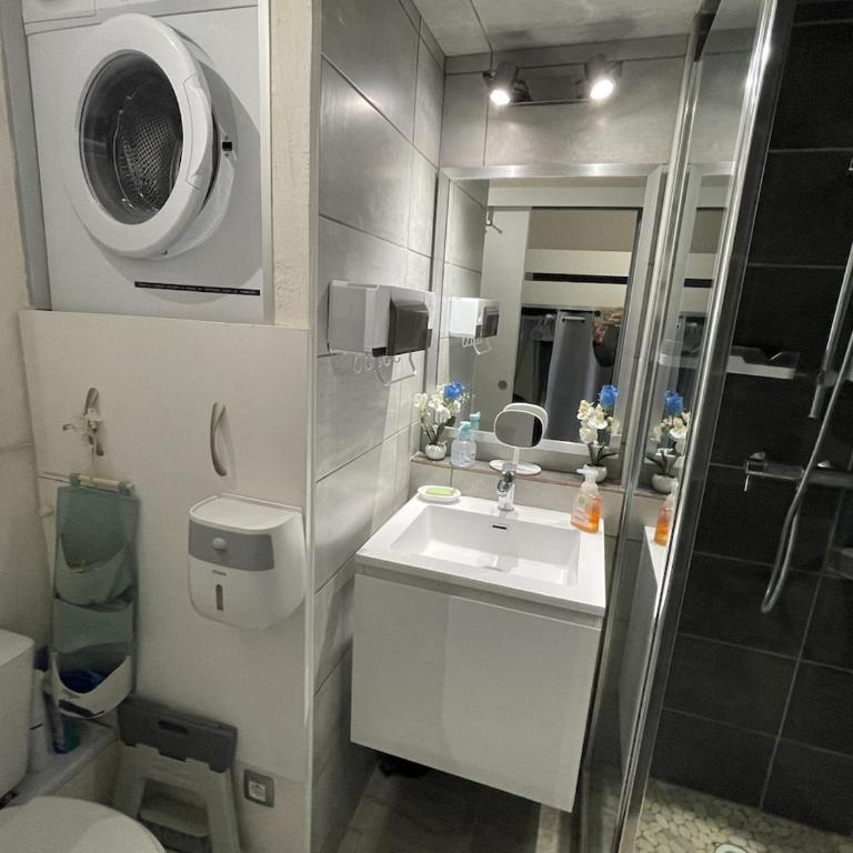 Studio 24m2 - parking - clim - piscine - mer à 100m - Apartment mit 2 Schlafzimmern - 17