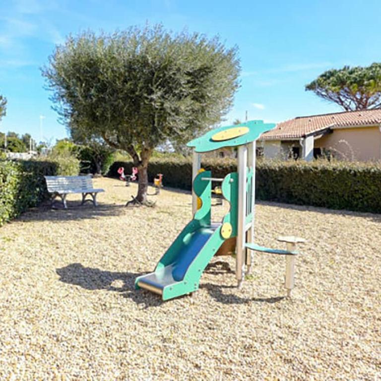 Studio 24m2 - parking - clim - piscine - mer à 100m - Apartment mit 2 Schlafzimmern - 8