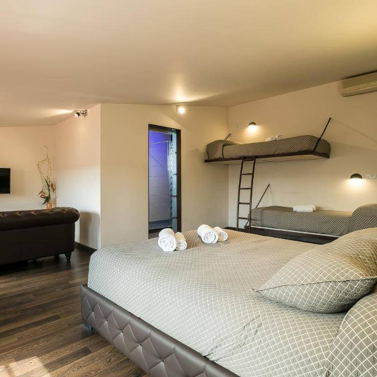 Hotel Montmar - Habitación Familiar - 6