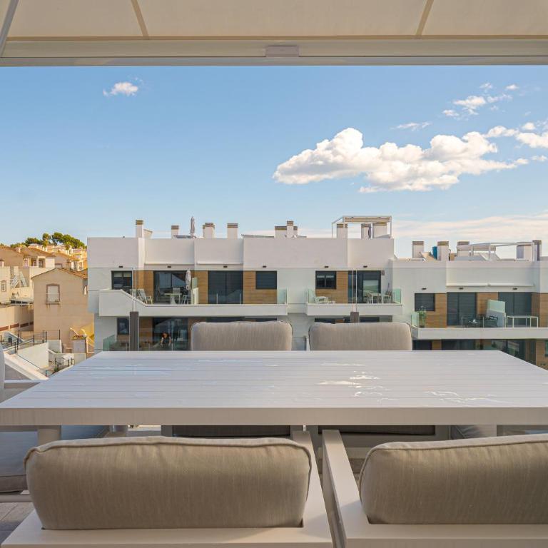 Casa Clara - Apartamento de 3 dormitorios - Planta Alta - 2