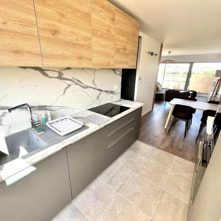 Free Parking - Air Conditioning - WIFI - Silent - Appartement 2 Chambres - 3