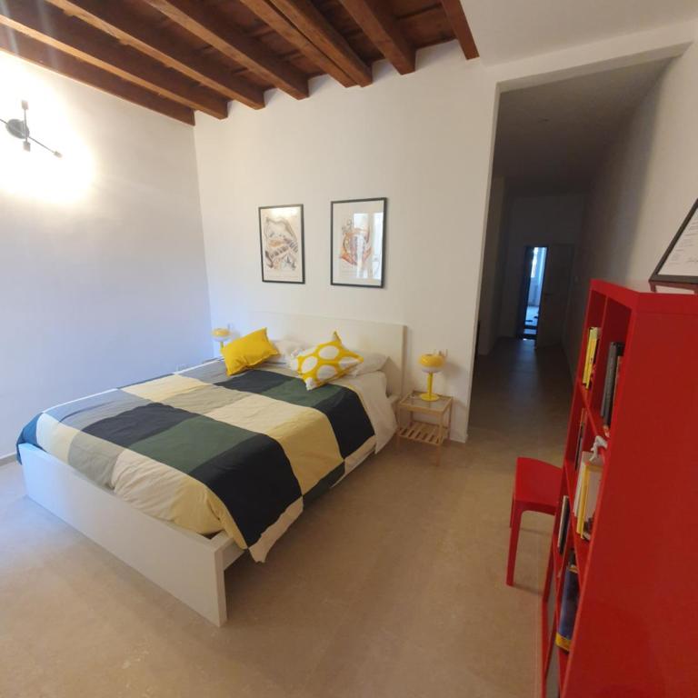 Pitti Rainbow - Double Room with Private Bathroom - 7